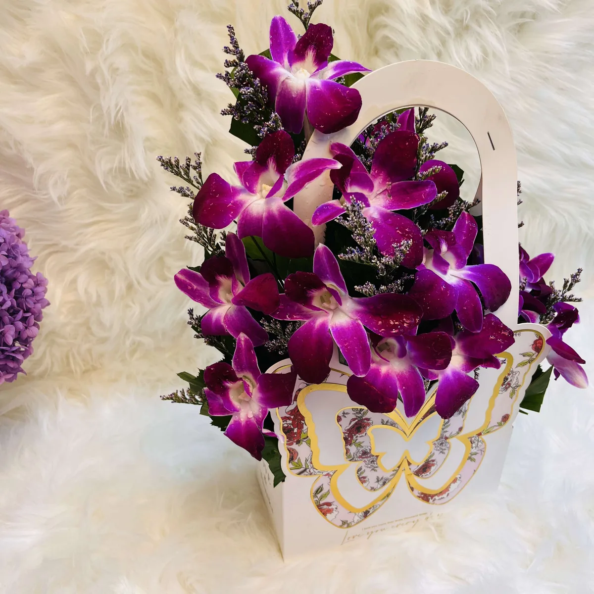 Orchid & Limu Arrangement in Butterfly Hanging Gift Bag