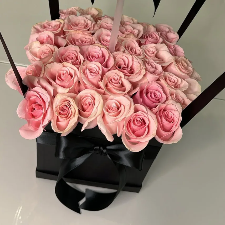 Custom Balloon Gift Box with Pink Roses & Blue Confetti Balloons