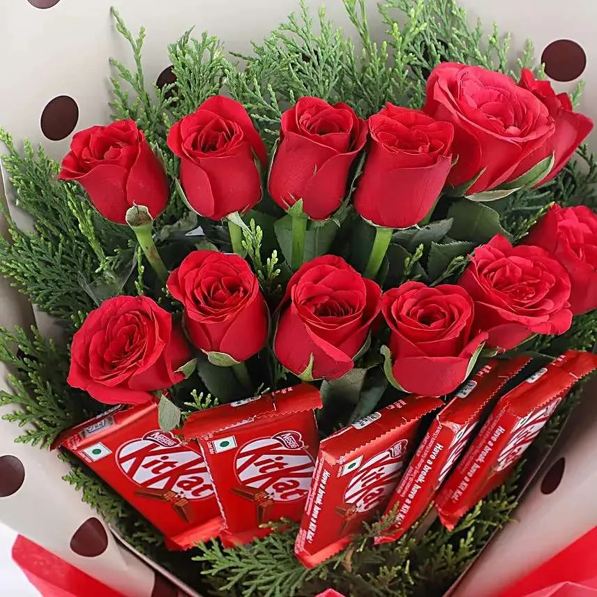 Red Rose & KitKat Chocolate Bouquet