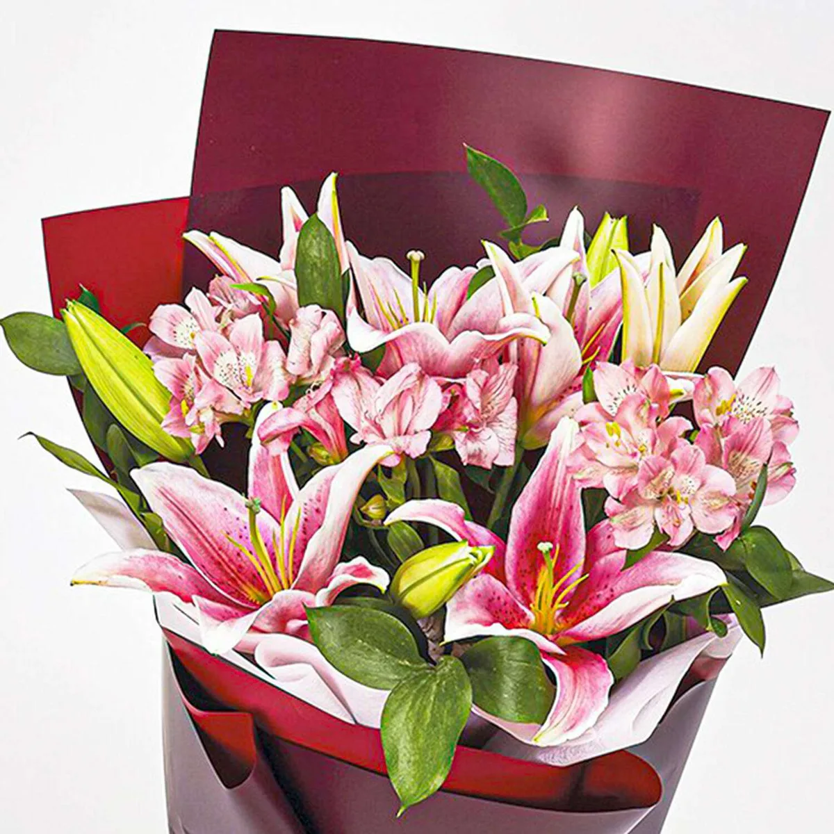 Blushing Beauty Pink Lily Bouquet – Elegant Flower Gift for Love & Celebration