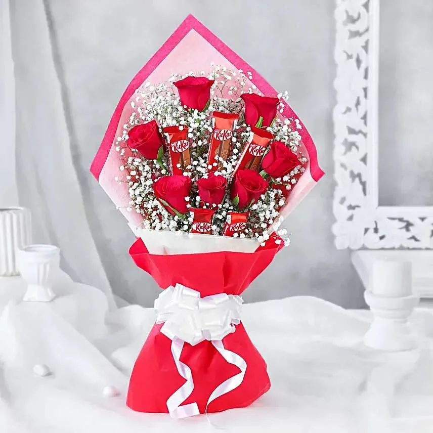 Red Roses & KitKat Chocolate Bouquet