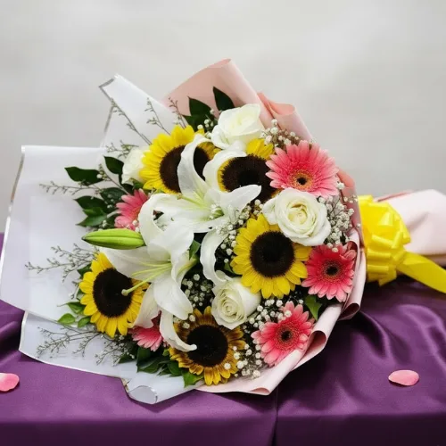 Celebration Bloom: Deluxe Mix Flowers Bouquet