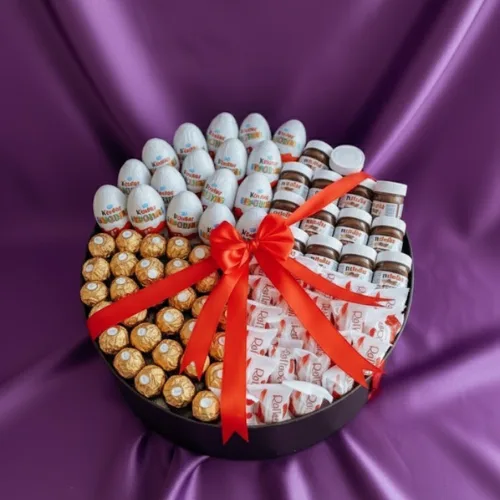 Premium Chocolate Lover's Dream Box: 4-in-1