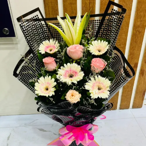 Graceful Bloom Bouquet