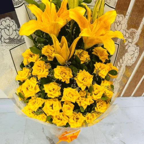 Golden Glow Yellow Lily Bouquet