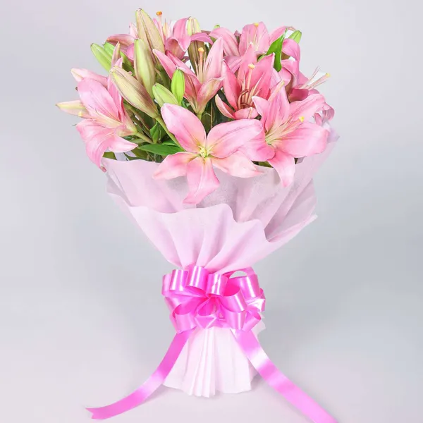Charming Pink Lily Bouquet – Elegant Floral Gift for Love & Celebration