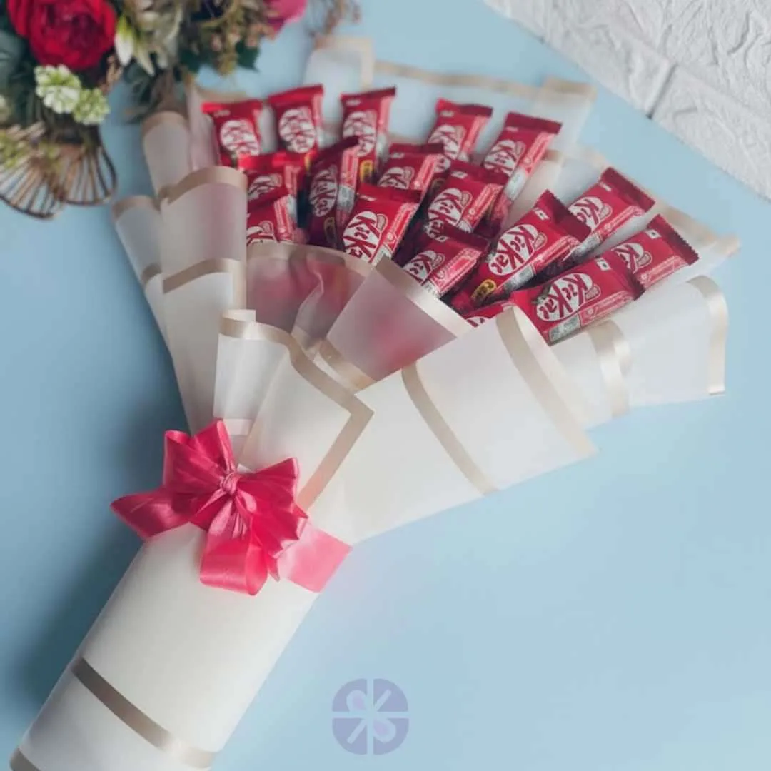 Generous KitKat Bouquet in Whisper White Wrap