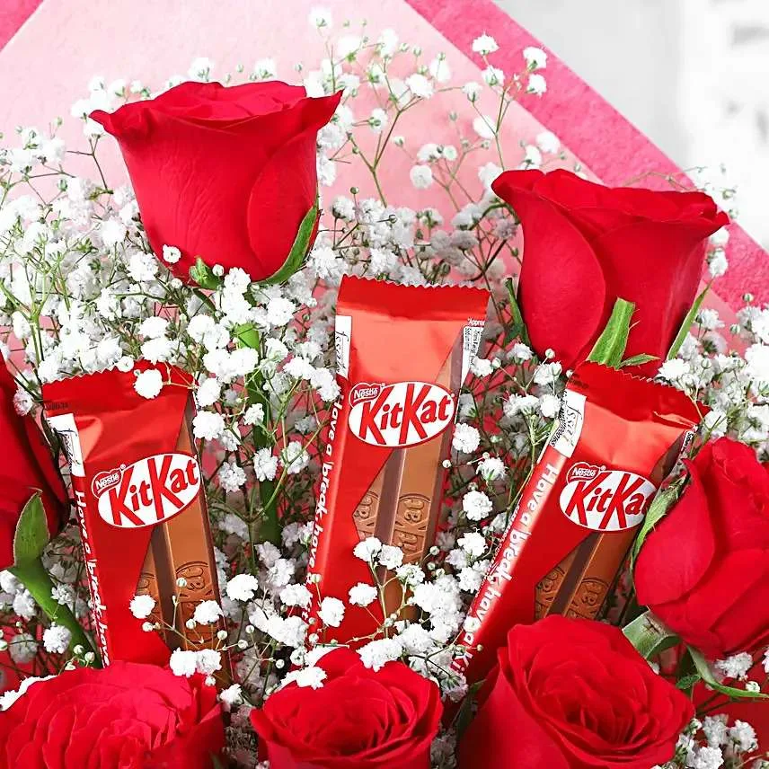 Red Roses & KitKat Chocolate Bouquet