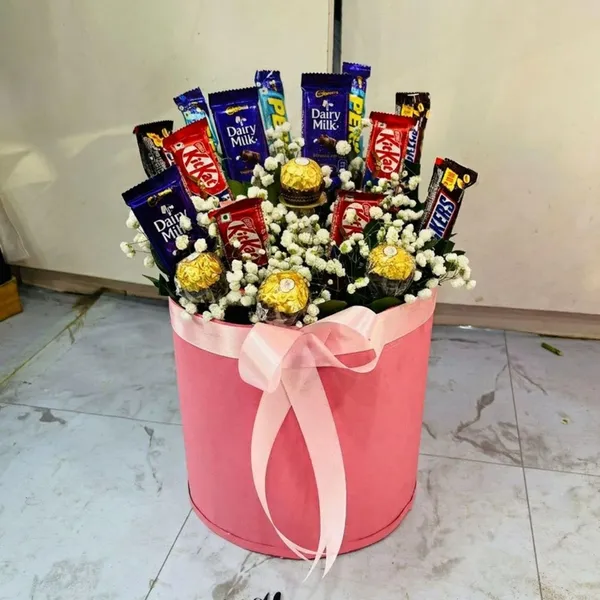 Mix Chocolate and Floral Gift Bucket.