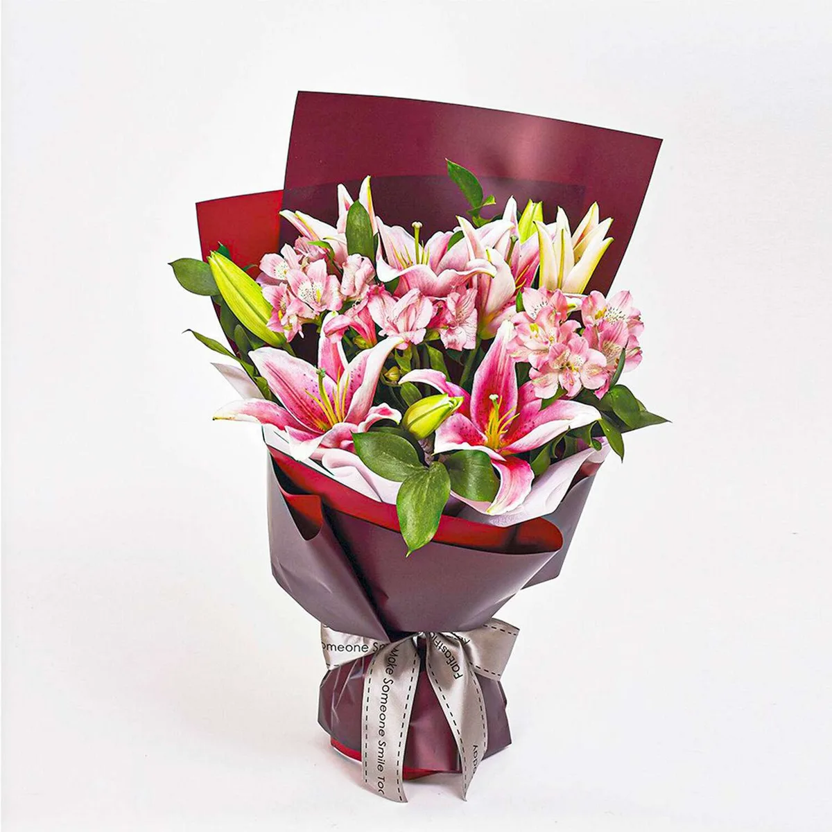 Blushing Beauty Pink Lily Bouquet – Elegant Flower Gift for Love & Celebration