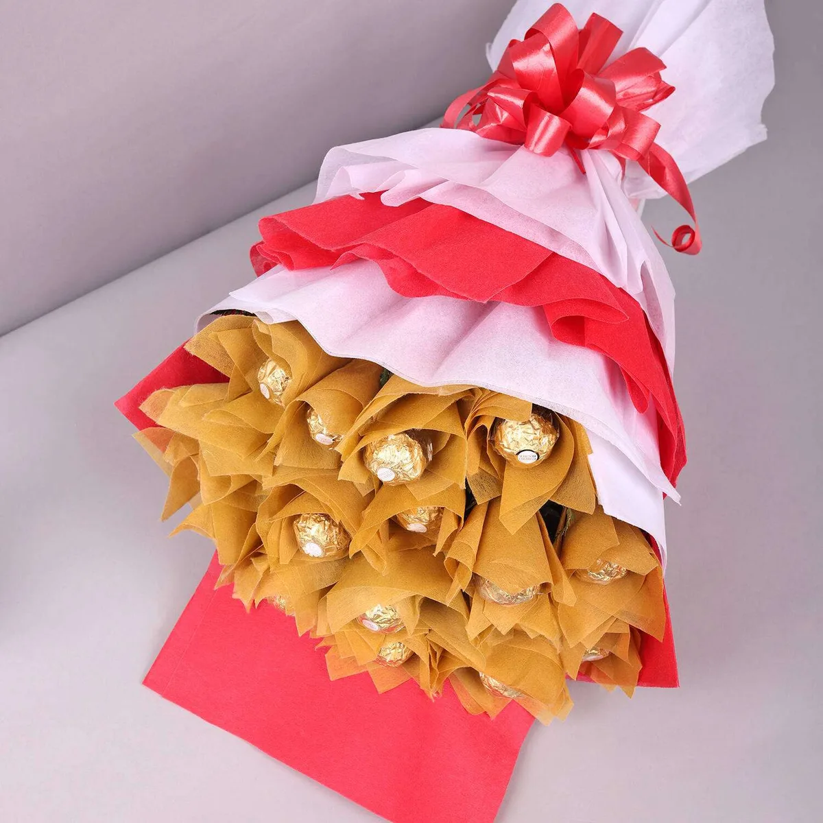Elegant Sweet Gift for Special Moments