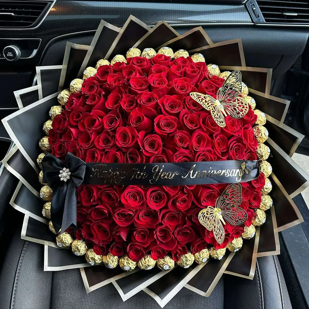 Anniversary Red Rose & Ferrero Rocher Bouquet