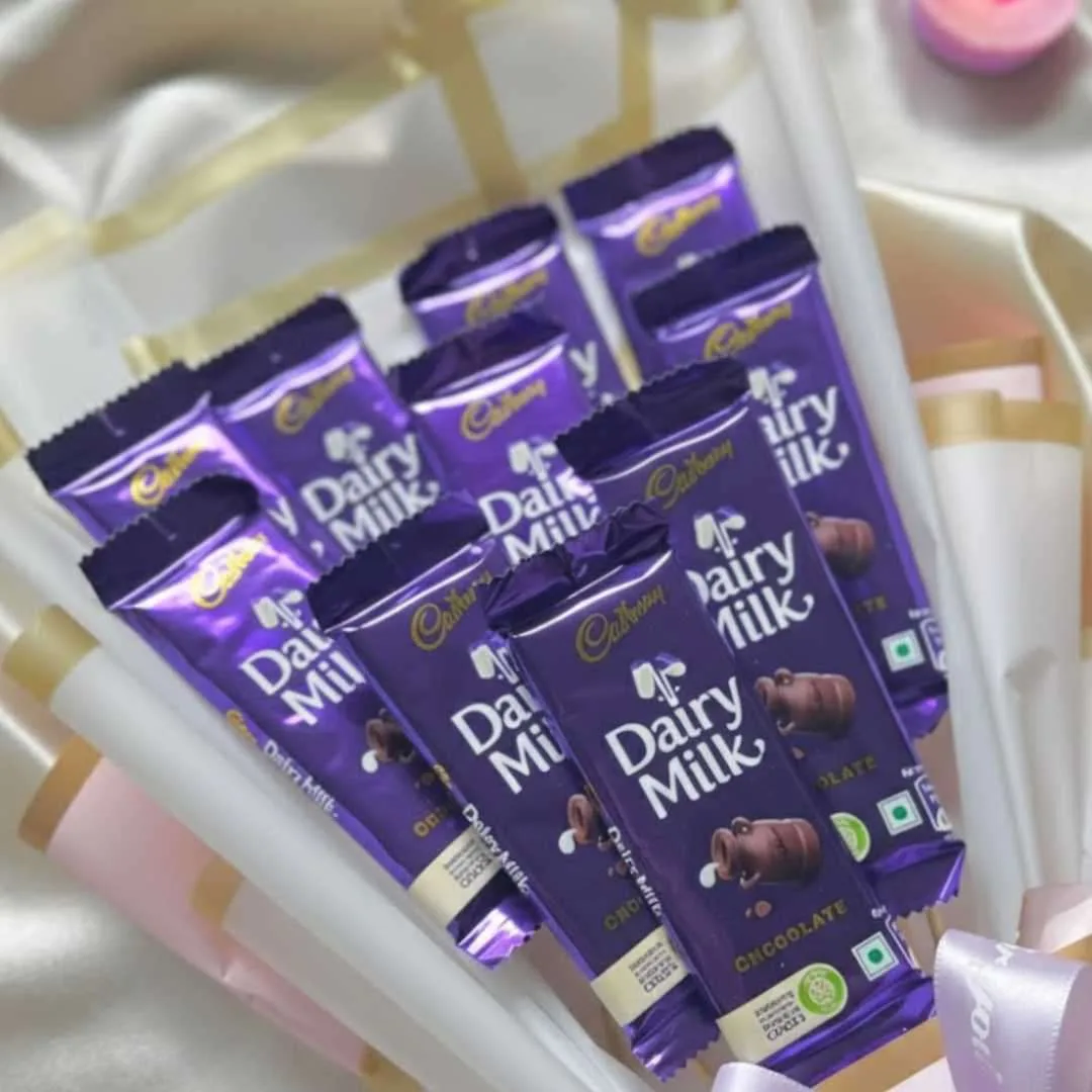 Lavender Luxe Cadbury Dairy Milk Bouquet (White & Gold Wrap)