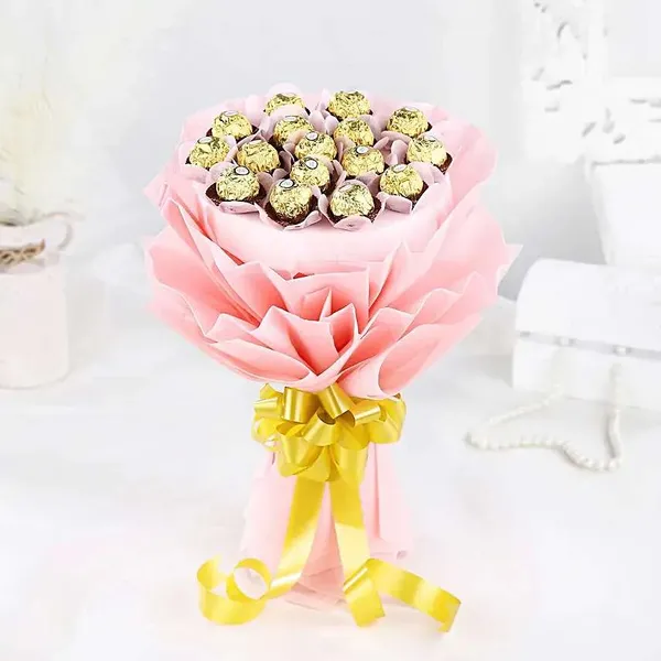 Luxury Ferrero Rocher Chocolate Bouquet – Wrapped in Soft Pink Elegance