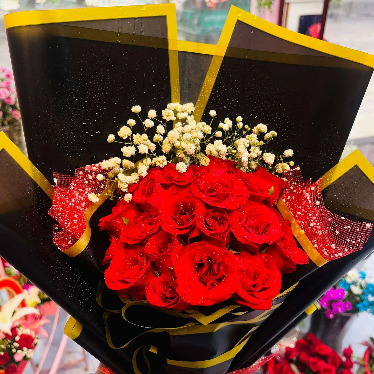 The Passionate Knight Red Roses in Black & Gold Wrap